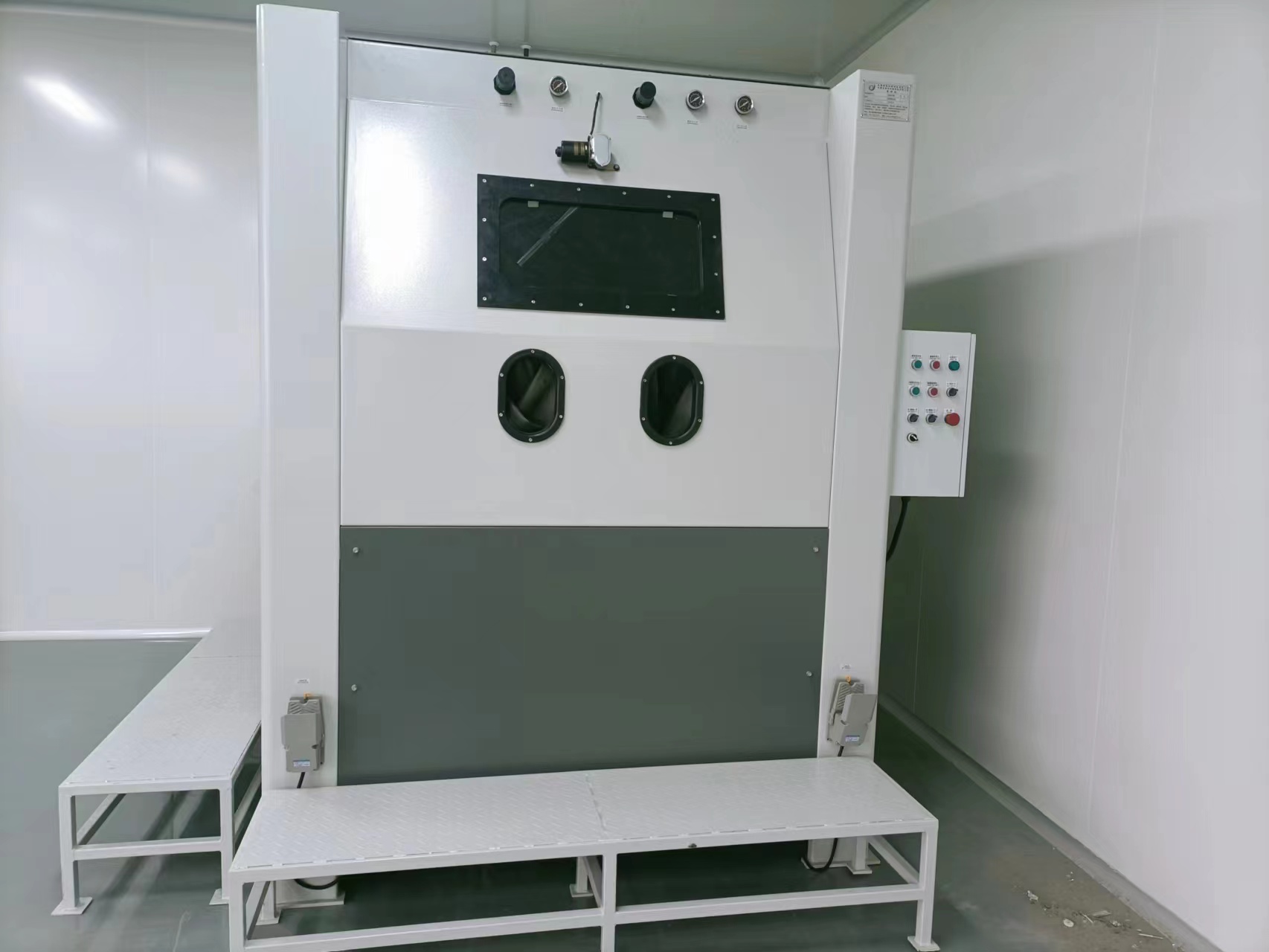 1696465453770679.jpg AA9RRSZB.jpg